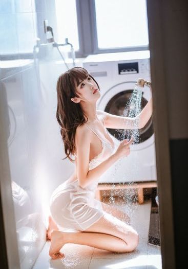 亚洲狠狠婷婷综合久久久久网站_720免费观看最新