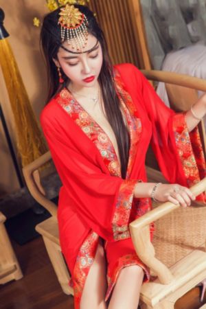 国产美女按摩空姐三级片在线播放_超清免费观看超清